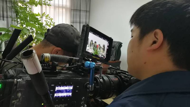 剧本杀式体验：眉山广告片拍摄公司构建沉浸式消费决策路径